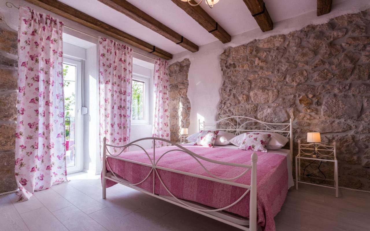 Villa Mulberry Milohnici المظهر الخارجي الصورة