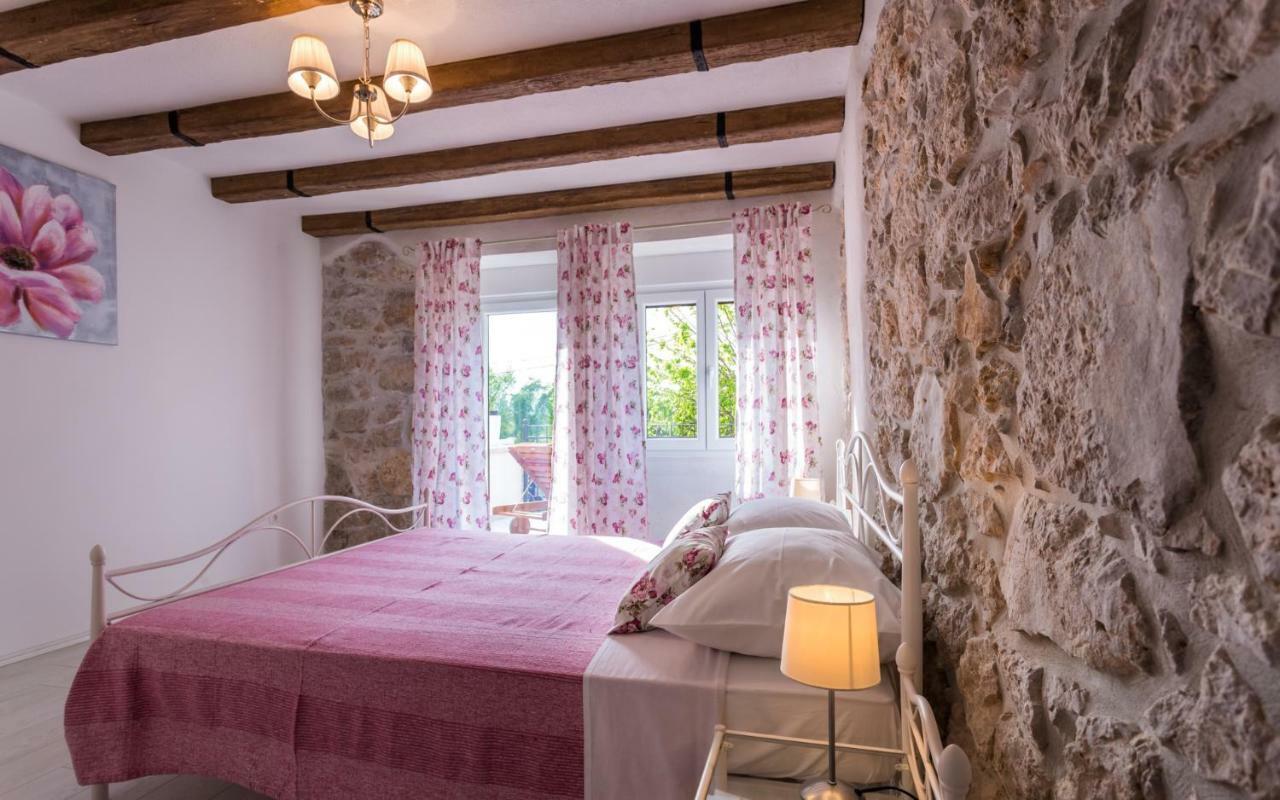 Villa Mulberry Milohnici المظهر الخارجي الصورة