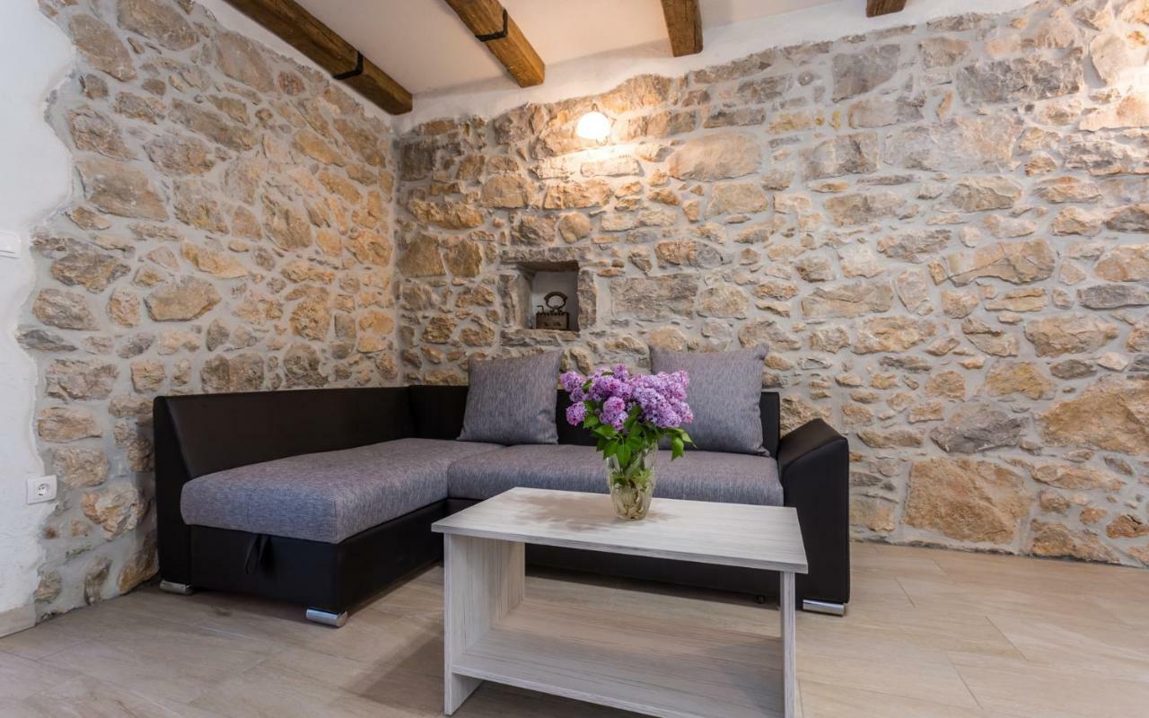 Villa Mulberry Milohnici المظهر الخارجي الصورة